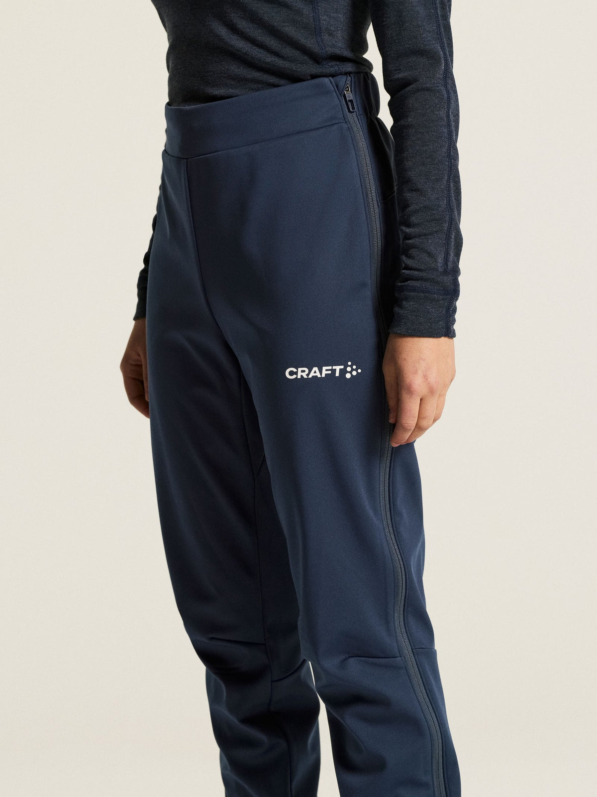 Craft Nordic Club 2.0 FZ Pants Damen in Dunkelblau, Detailansicht