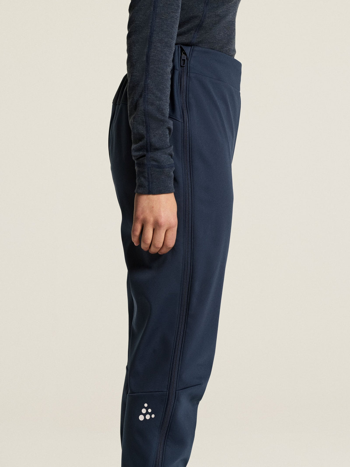 Craft Nordic Club 2.0 FZ Pants Damen in Dunkelblau, Detailansicht