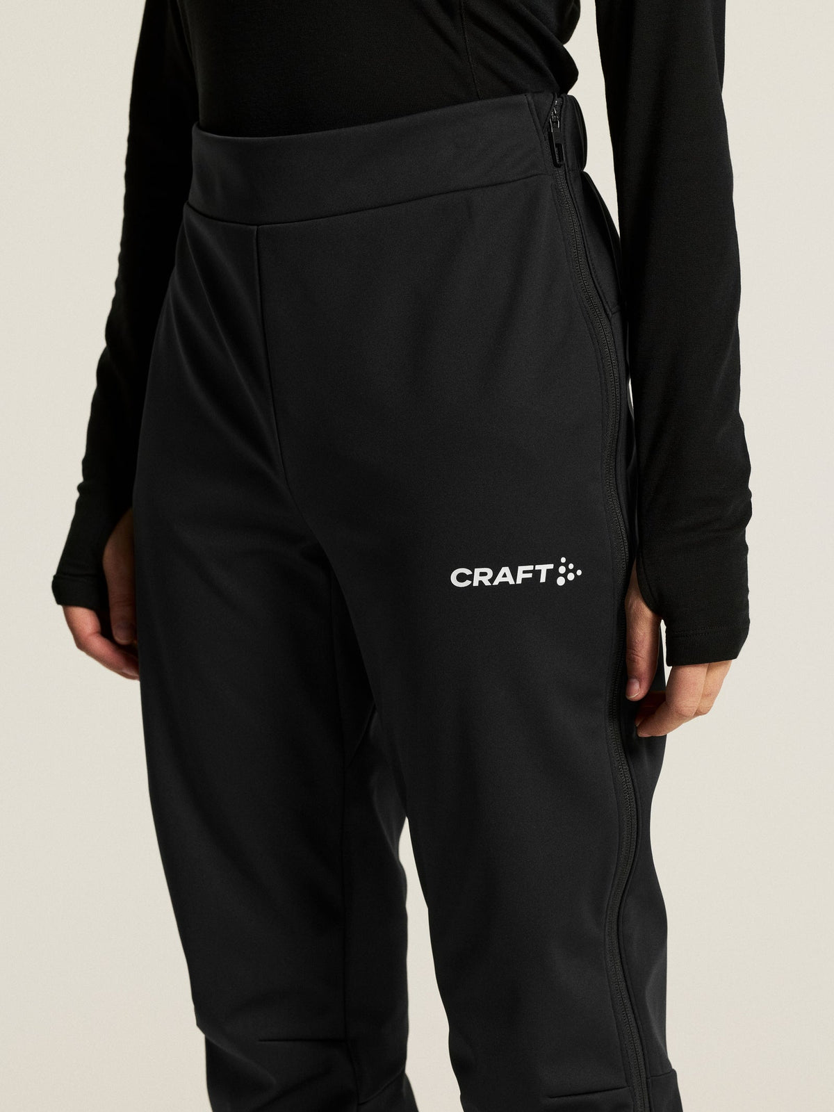 Craft Nordic Club 2.0 FZ Pants Damen in Schwarz, Detailansicht