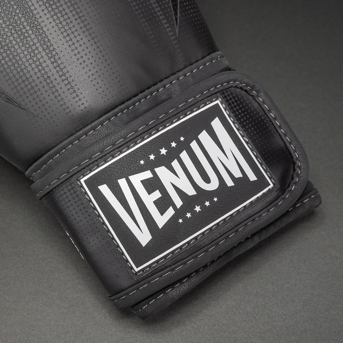 Venum - Stealth Boxhandschuhe