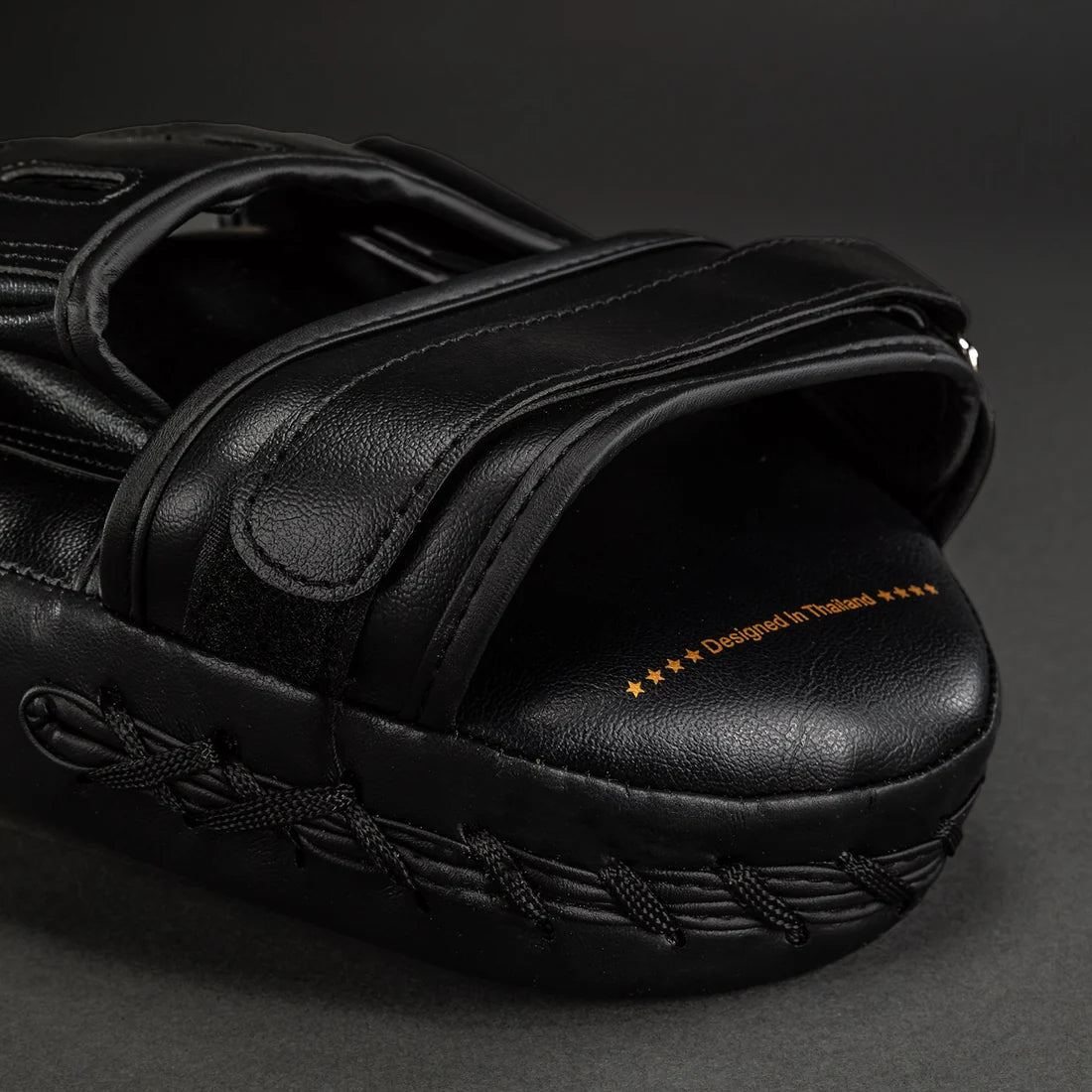 VENUM - Light Focus Mitts