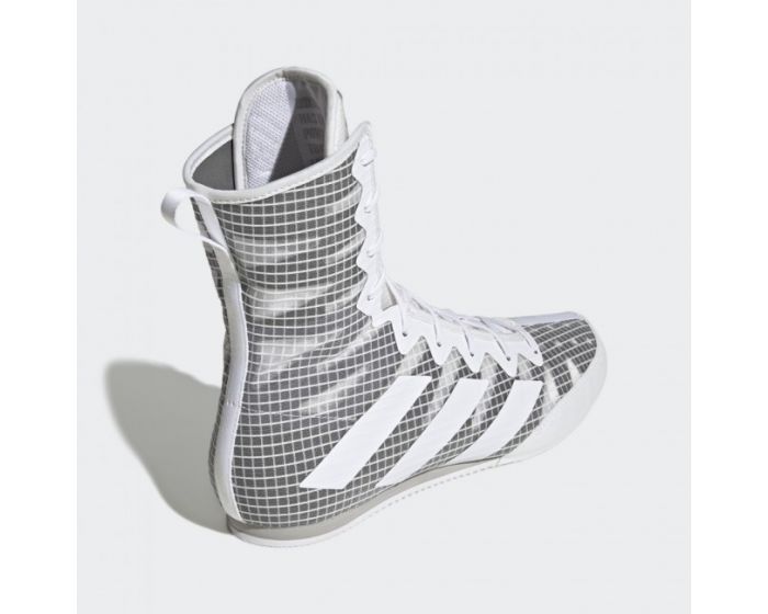 adidas Box Hog 4 in Grau/Weiss